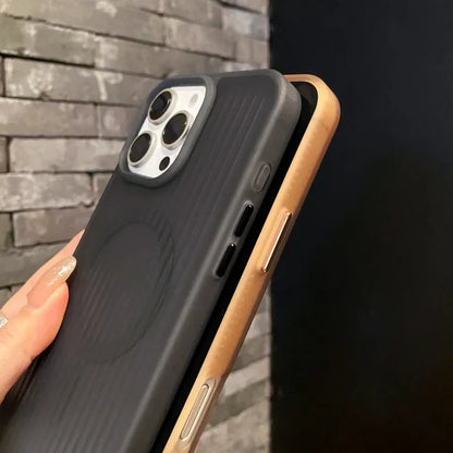 Funda iPhone Rayas Mate MagSafe – Antigolpes y Compatible con Carga Magnética iPhone 12 al 16 Pro Max
